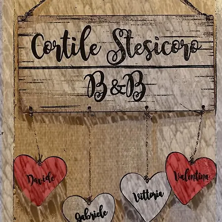 Cortile Stesicoro 3*