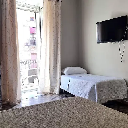 Cortile Stesicoro Oda ve Kahvaltı Katanya