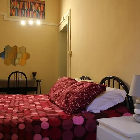 Cortile Stesicoro Oda ve Kahvaltı 4*