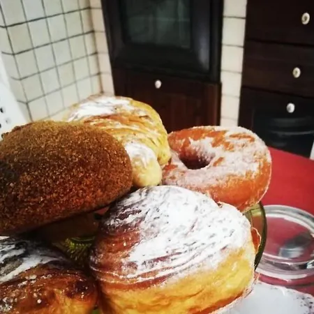 Cortile Stesicoro Oda ve Kahvaltı 4*